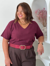 Dos du pull bordeaux grande taille Bonnie – Col V et manches courtes, Made in Italy | Loïcia