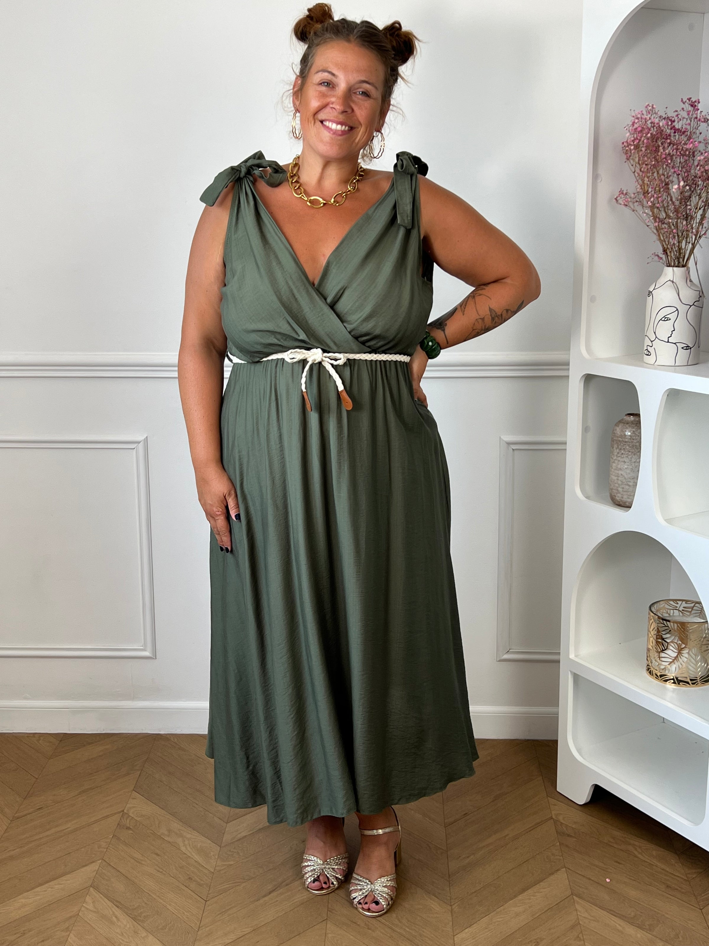 Robe longue curve vert kaki et beige viscose taille unique 44/50 Made in Italy – Loïcia

