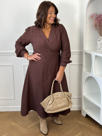 Robe longue portefeuille marron grande taille femme – Cassiope | Loïcia