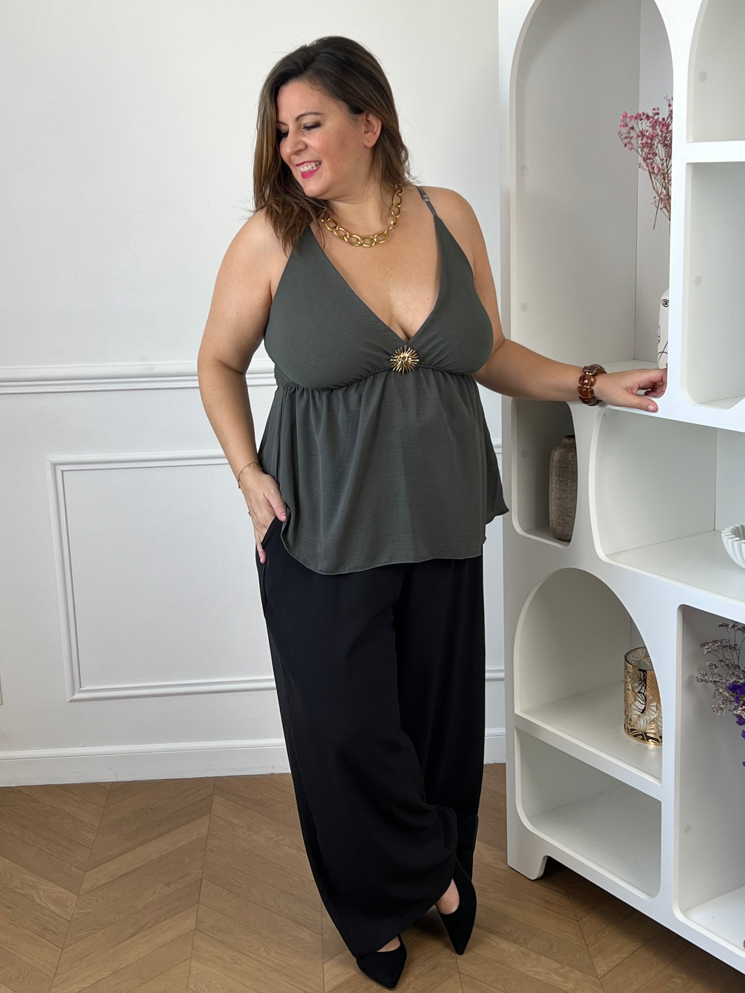 Top curve kaki viscose élastique dos broche soleil taille unique 44/50 Made in Italy – Loïcia
