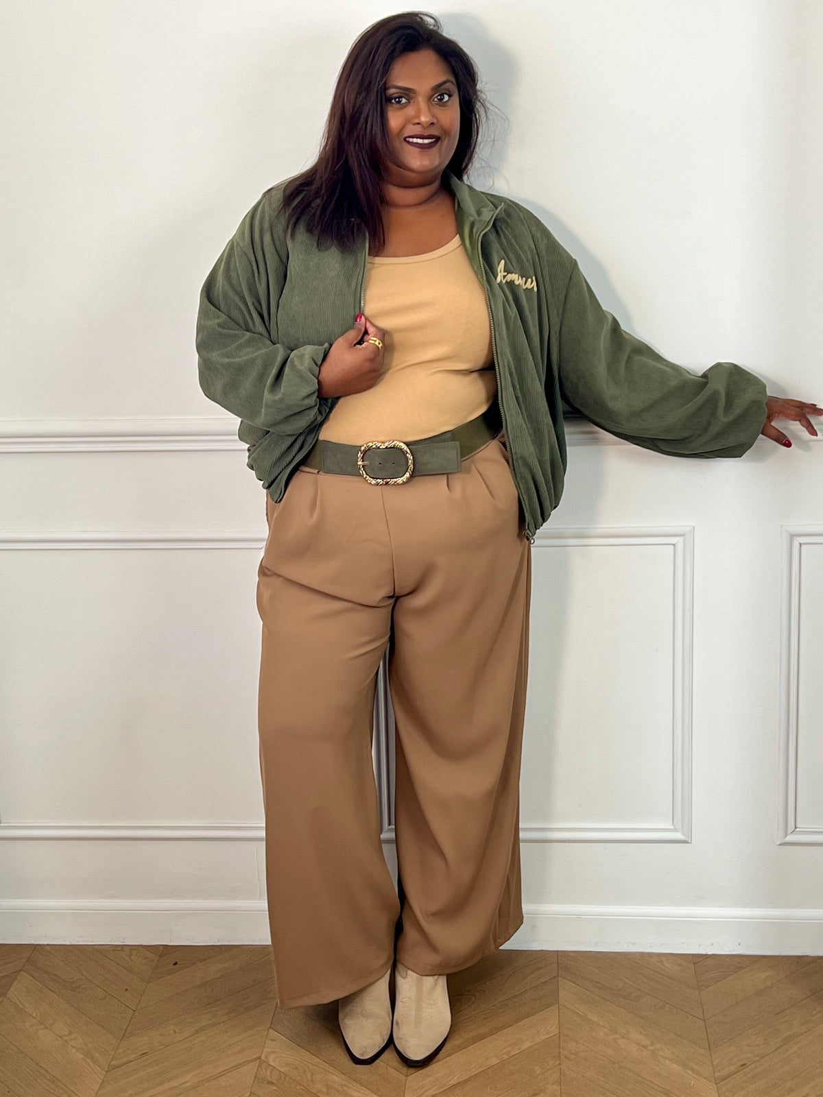 Bomber kaki en velours grande taille femme – Arlo inscription Amour | Loïcia