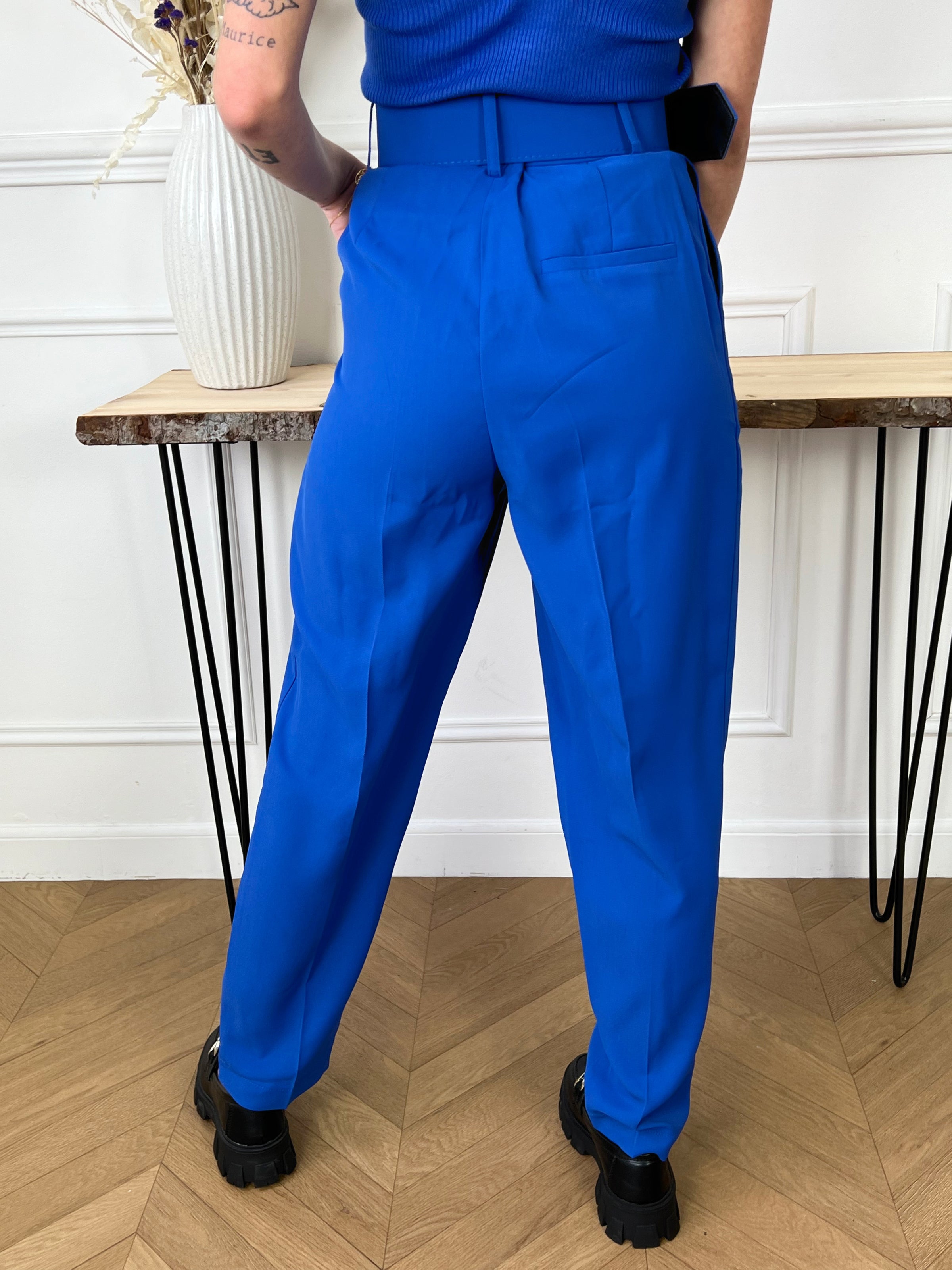 Pantalon avec ceinture boucle hot sale