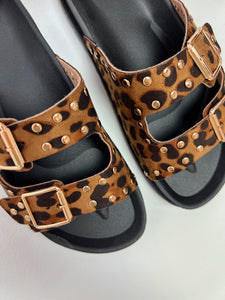 Sandales motif léopard avec boucles : Jeny
